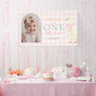 Banderoles Une fille à l'oie rose stupide 1er anniversaire ph