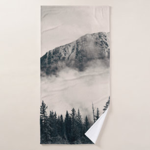 Banff Nationalpark nebelige Berge und Wälder in Badehandtuch