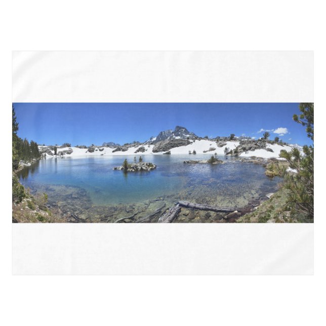 Banner Peak and a Mountain Lake - Sierra Nevada Tischdecke (Vorderseite (Horizontal))