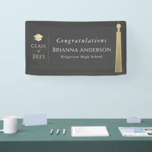 Bannière Gold Tassel & Casquette Grey Graduation P
