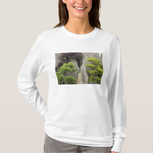 Baos Familiengarten, Huangshan, China.  2 T-Shirt