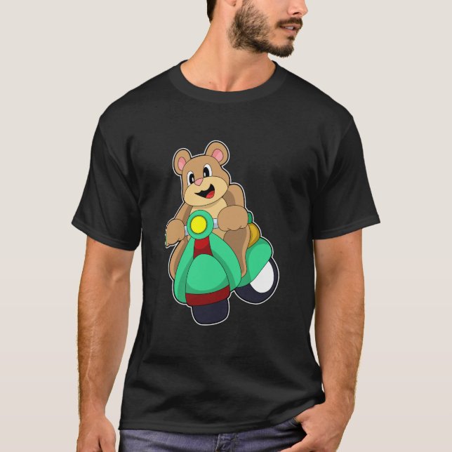 Bär als Biker mit Scooter.PNG T-Shirt (Vorderseite)