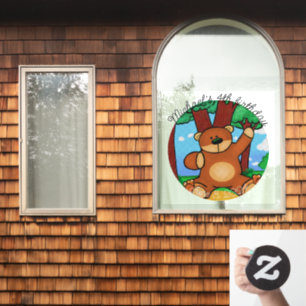 Bär auf einer Grasland-Geburtstagsfeier Fensteraufkleber