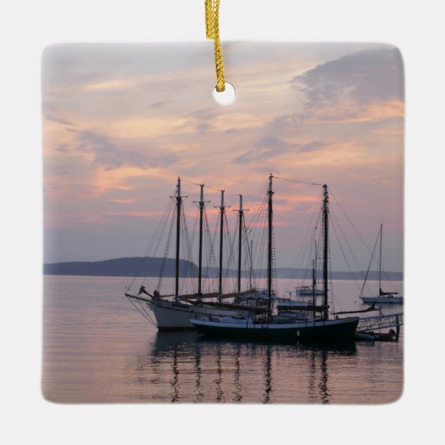 Bar Harbour Ships at Sunrise II Keramikornament (Vorderseite)