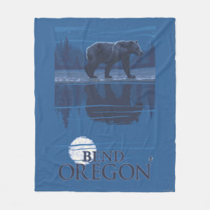 Bär im Mondschein - Biegung, Oregon Fleecedecke