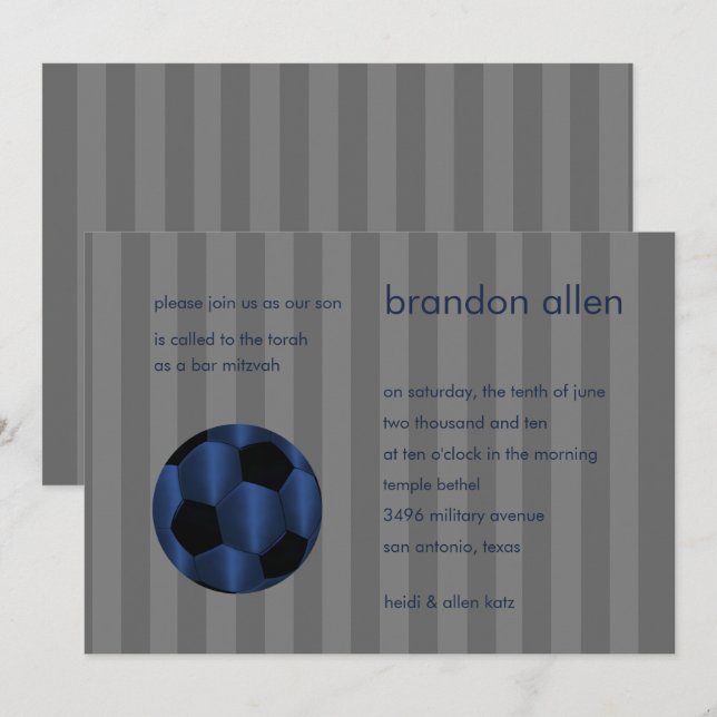 Bar Mitzvah Navy Blue and Black Soccer Ball Einladung (Vorne/Hinten)