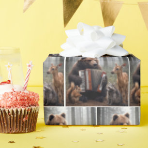 Bär spielt Akkordeon für Waldtiere Geschenkpapier