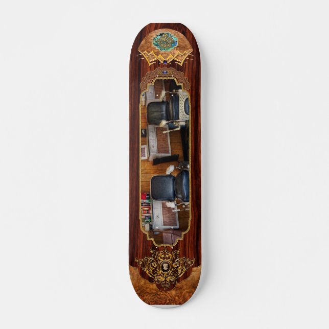 Barber - Frankreich, NJ - Zwei alte Friseurstühle Skateboard (Vorne)