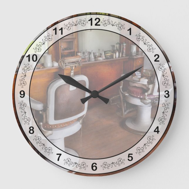 Barber - The Hair Stylist Große Wanduhr (Vorderseite)