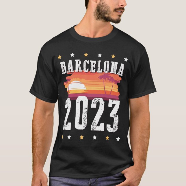 Barcelona 2023 Vacation Travel Team T-Shirt (Vorderseite)