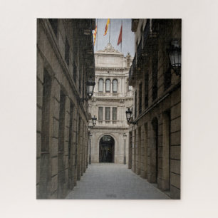 Barcelona Passage — Minimales Licht