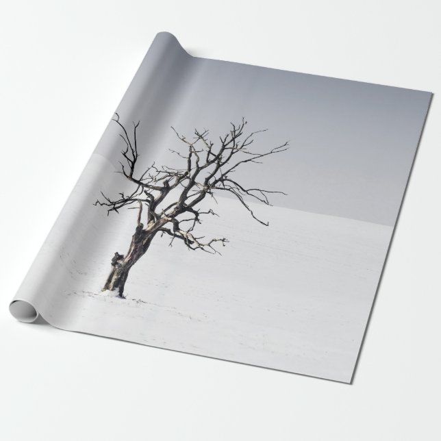 BARE BAUM INMITTEN DES SCHNEES GESCHENKPAPIER (Ungerollt)