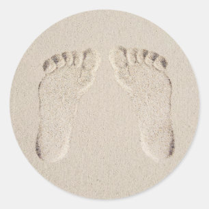 Barefoot Prints in Sand Runder Aufkleber