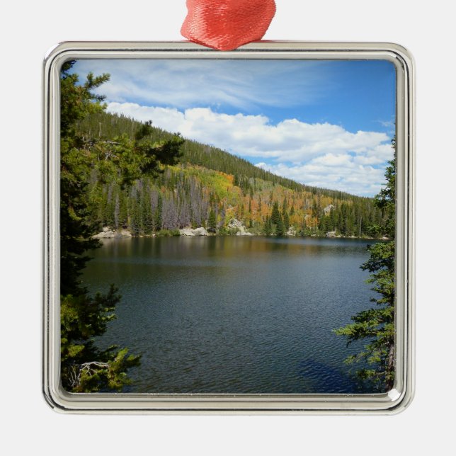 Bärensee im Rocky Mountain Nationalpark Ornament Aus Metall (Vorne)