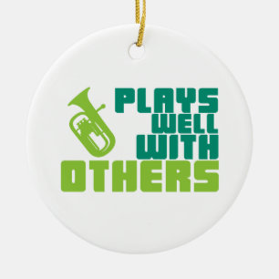 Bariton spielt gut keramikornament