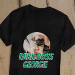 Bark Boss Haustier Foto Modernes, einfaches Cooles T-Shirt<br><div class="desc">Design ist einfach mit einem einfachen Hintergrund und sans Serif Typografie für einen Superhelden-Look.</div>
