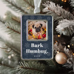 Bark Humbug | Foto für Haustiere Rahmen-Ornament Silber<br><div class="desc">Adorable Weihnachtsschmuck zeigt ein beliebtes Foto Ihres Haustieres mit der Beschriftung "Barkegel" unter einem weißen Retrosatz auf marinebasischem Hintergrund mit tonalen Schneeflocken. Personalisieren Sie sich mit dem Jahr unten.</div>