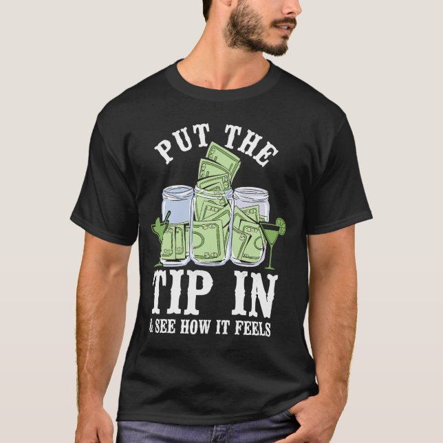 Barkeeper Mixologe setzen den Tipp ein und sehen,  T-Shirt (Vorderseite)
