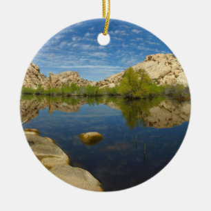 Barker Dam Reflection bei Joshua Tree II Keramik Ornament