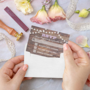Barnwood Lights Lilac Wedding Carte RSVP
