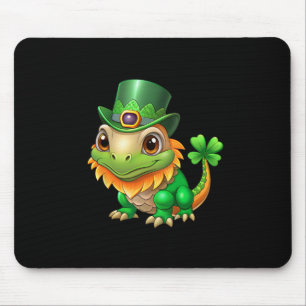 Bärtiger Drache mit Shamrock für St. Patricks Tag Mousepad