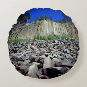 Basaltformationen von Devils Postpile Rundes Kissen