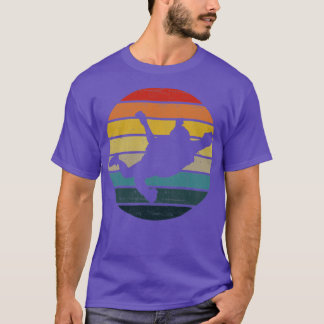 BASE-Sprung Silhouette auf einem bedrückten Retros T-Shirt