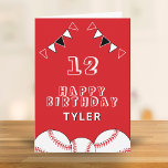 Baseball-Ball und Fahnen-Kindergeburtstag Karte<br><div class="desc">Baseball Ball and Flags Sports Kindergeburtstag Card. Das Design hat Baseballbälle und Geburtstagsparty bunte Flaggen in rot,  schwarz und weiß Farben. Fügen Sie Ihren Namen,  Ihr Alter und Ihren Text hinzu und erstellen Sie Ihre eigene Geburtstagskarte. Ideal für Jungen und Mädchen,  die Baseball Liebe.</div>