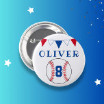 Baseball Bunting Flags Kindergeburtstag Button<br><div class="desc">Baseball Ball Bunting Flags Kindergeburtstag-Taste. Das Design hat Baseball und bunte Fahnen in rot,  weiß und blau. Geben Sie Ihren Namen und Ihr Alter ein.</div>