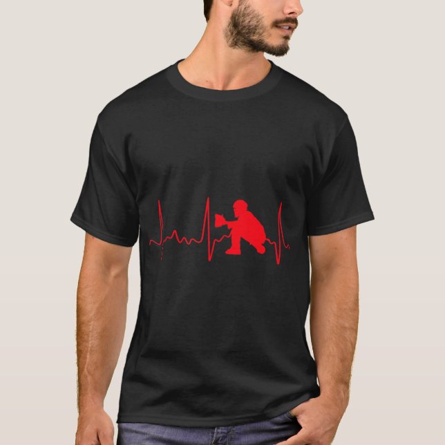 Baseball Catcher - Red Baseball Catcher Heartbeat T-Shirt (Vorderseite)