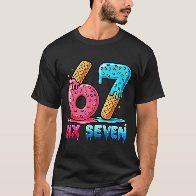 Baseball Drip Number 67 Player Or 67th Birthday  T-Shirt (Vorderseite)