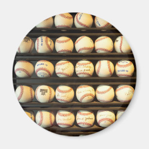 Baseball - Du hast da einige Bälle Magnet