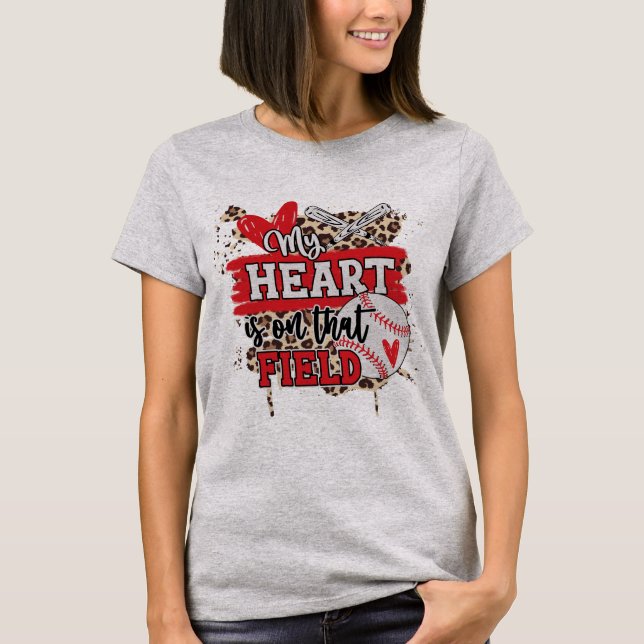 Baseball Mama Mein Herz ist auf diesem Feld T-Shirt (Vorderseite)