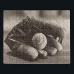Baseball Nostalgie - Mitt und Baseball Puzzle<br><div class="desc">"Baseball Nostalgia I" von Judy B. Messer. Enthält ein sepia-ähnliches Foto eines Baseball-Mitts und Baseballs.</div>