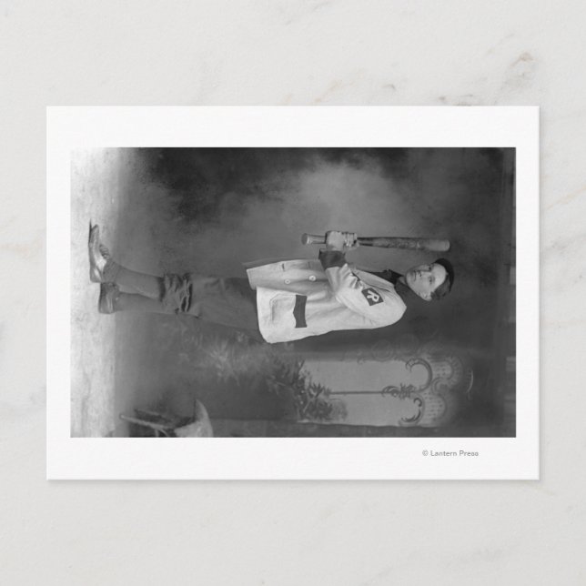 Baseball Player Portrait Holding Bat Postkarte (Vorderseite)