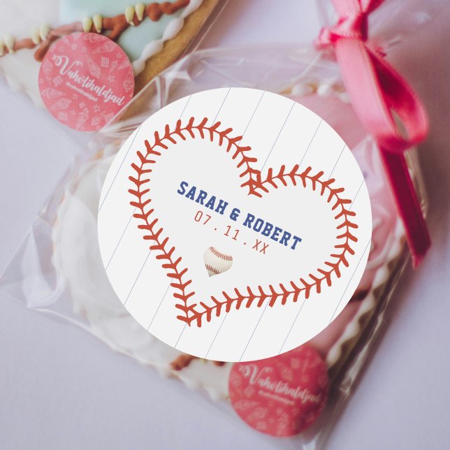 Baseball Softball Sport Herz Pinstripe Hochzeit Runder Aufkleber (Baseball Softball Sport Heart Pinstripe Wedding Classic Round Sticker)