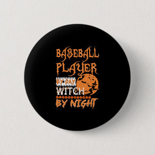 Baseball-Spieler bei Tag Hexe bei Nacht Halloween Button