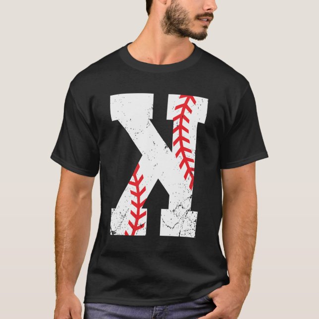 Baseball-Werfer-Ausstreichen K T-Shirt (Vorderseite)