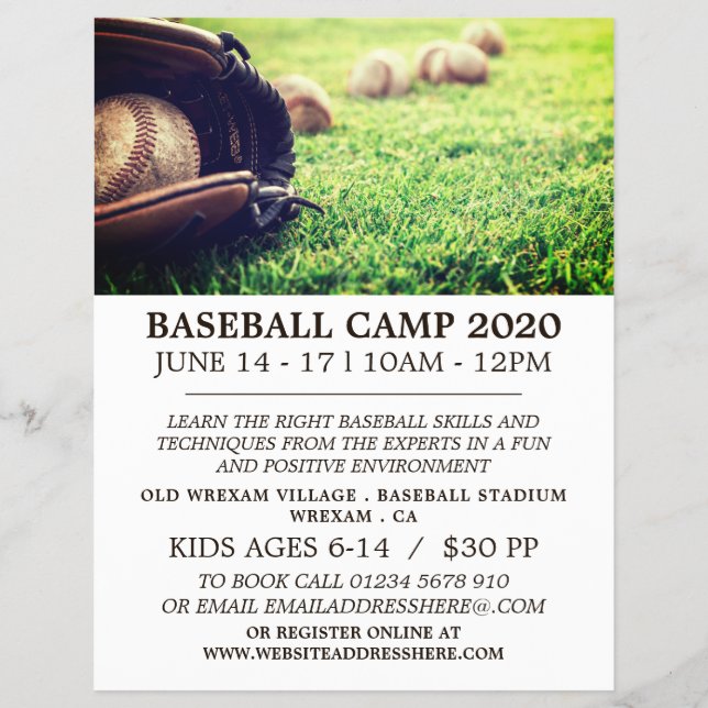 Baseballs auf Feld, Baseball Camp Werbespot Flyer (Vorne)
