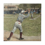 Baseballspieler in zweiter Base ausgeworfen Fliese<br><div class="desc">Dieses Bild gehört zu Ken Burns' Baseballdokumentation! Ein Spieler wird in der Sekunde ausgeworfen,  wenn er sich bemüht,  die Basis zu erreichen. Das perfekte Geschenk für den Seemann in Ihrem Leben!</div>