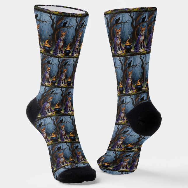 Basenji Dog Whimsical Halloween Malerei Socken (Gewinkelt)