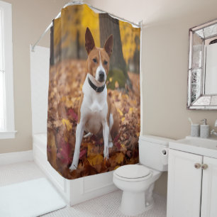 Basenji im Herbst Leaves Fall Inspiriert Duschvorhang