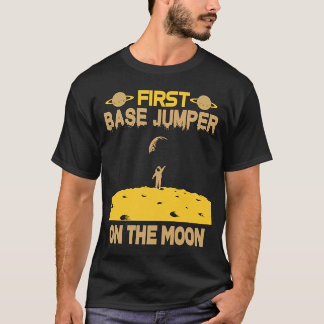 Basenjumper auf dem Mond T-Shirt (Vorderseite)