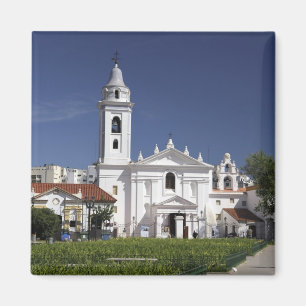 Basilika Nuestra Senora del Pilar in Recoleta Magnet