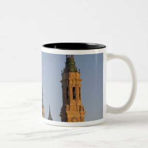 Basilika unserer Lieben Frau auf dem Pfeiler Zweifarbige Tasse