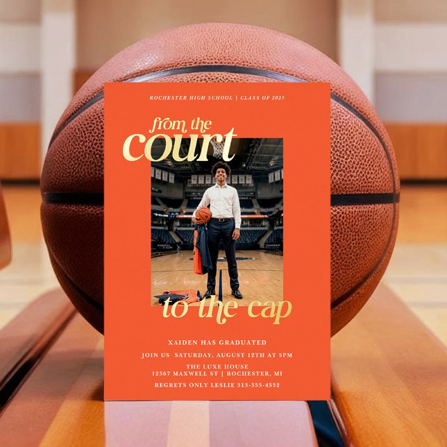 Basketball Abschluss Court zur Cap Folieneinladung (Basketball Graduation Party Invitation )