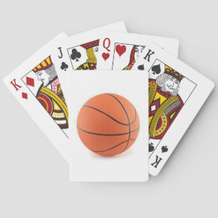 Basketball auf einem Stapel Spielkarten