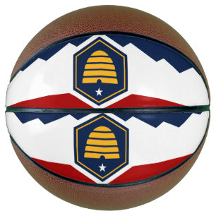 Basketball in voller Größe mit der Flagge von Utah