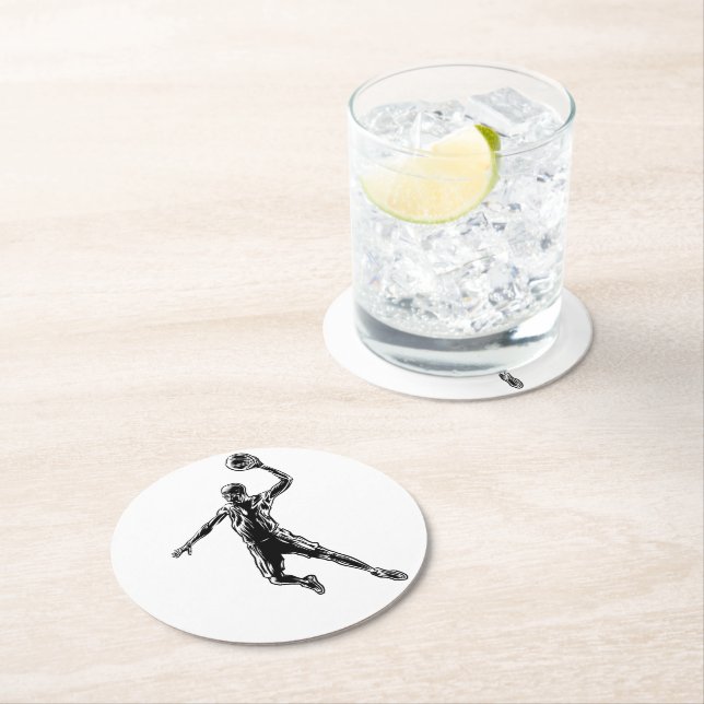 Basketball Player Slam Dunk Dunkles Design Runder Pappuntersetzer (Vor Ort)