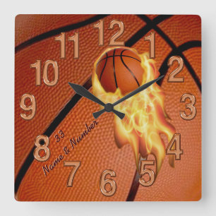 Basketball Senior Gifts Clock with NAME and NUMBER Quadratische Wanduhr